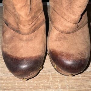 Vince Camuto boots Dark Brown Heeled Boots 7 size distressed NEW